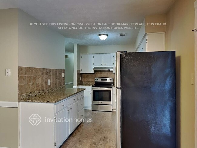 Photo - 2381 Cedar Dr