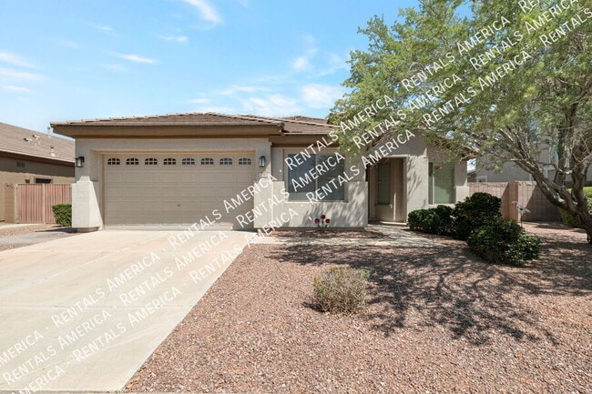 Photo - 1280 E Redwood Dr House