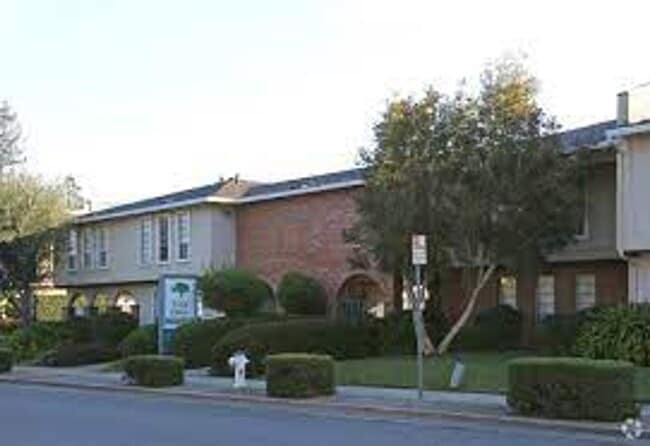 Photo - 044- Villa Oaks