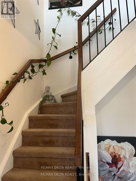 Photo - 1835 Marsala Crescent