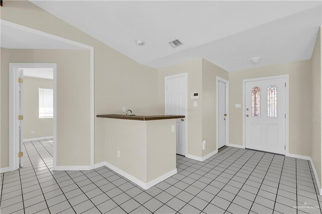 Photo - 2928 N 1st Ln