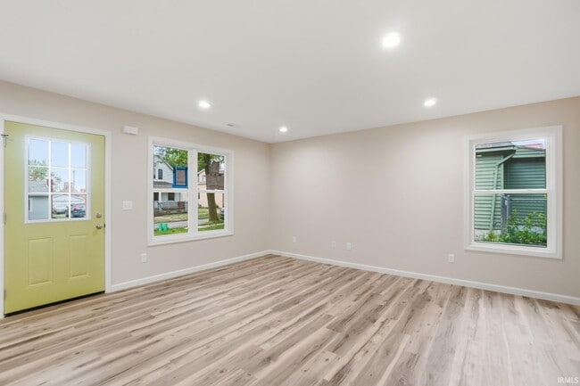 Photo - 1626 Howell St