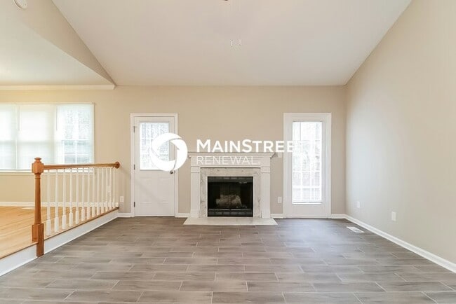 Photo - 3 Bedroom Pet-Friendly Home in CLAYTON, NC with Main Street Renewal