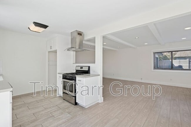 Photo - 2048 Garden Ln Unidad B