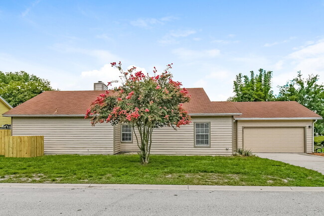 Building Photo - 8895 Chambore Dr Rental
