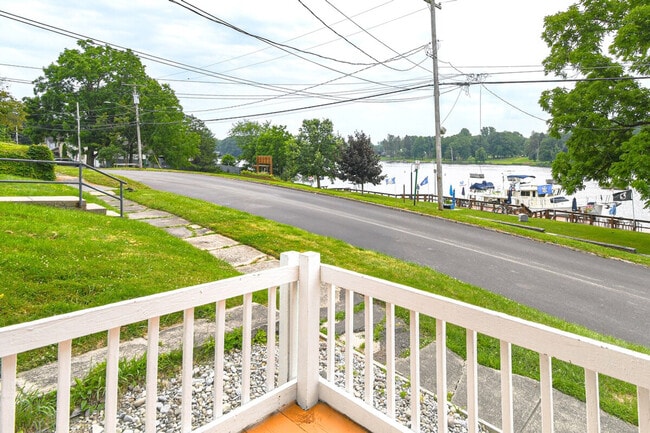 Photo - 50 State St Unidad SI ID1300096P
