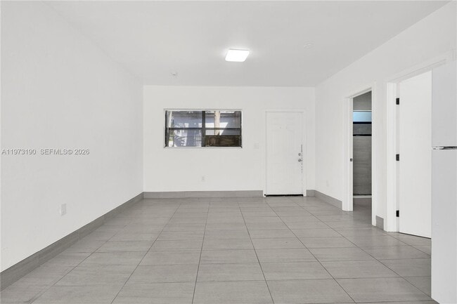 Photo - 13390 NE 6th Ave Unidad 7