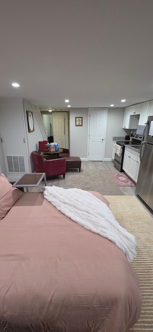 Photo - 2300 Garrett Ave Unidad B