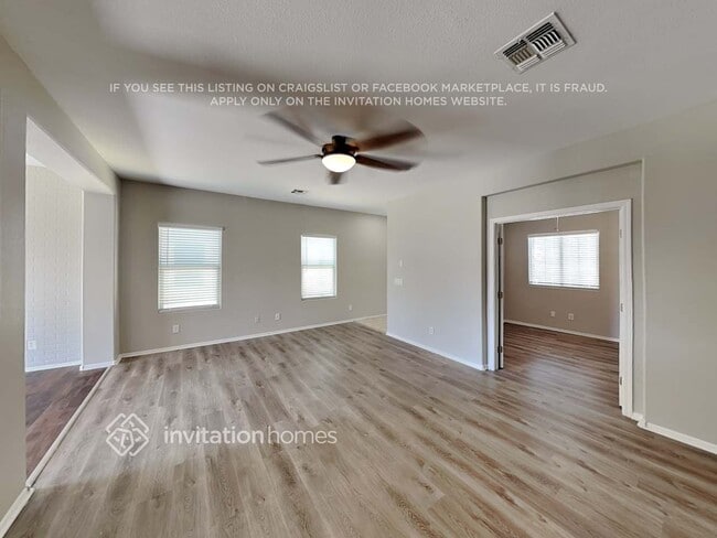 Photo - 19167 W Monroe St