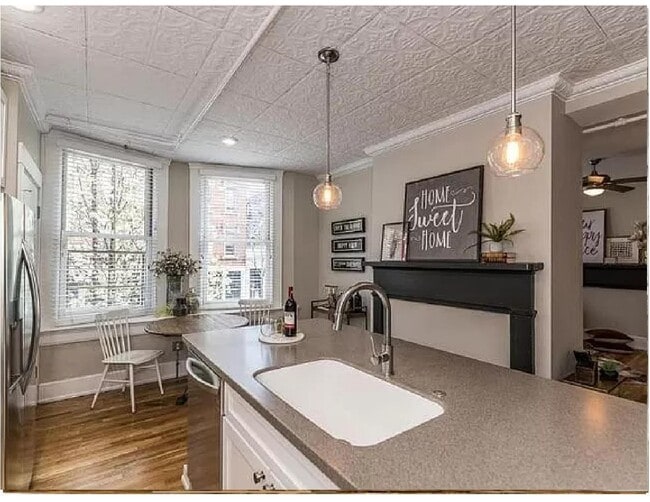 Photo - 1407 Vine St