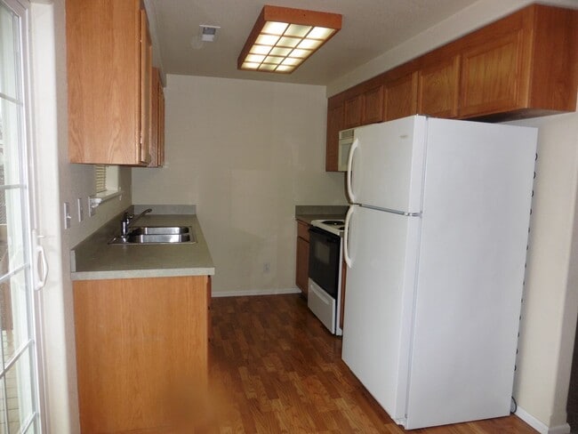 1625 Rolling Hills Rd Unidad SFR