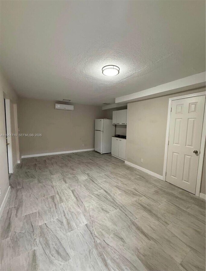 Photo - 1605 NW 11th Pl Unit 2