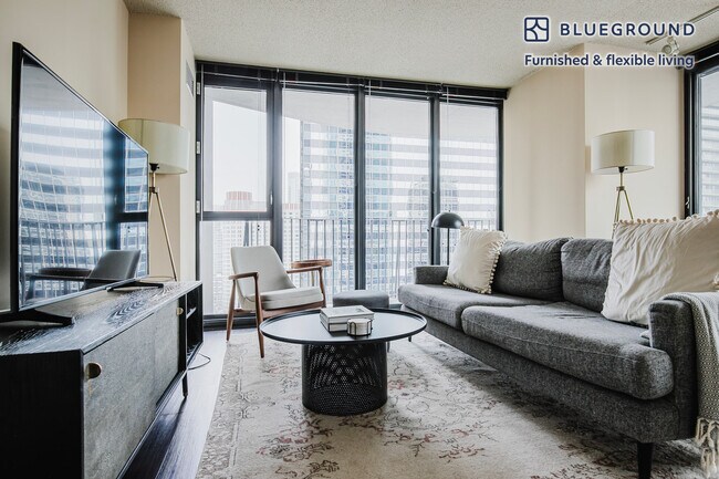 225 N Columbus Dr Unit SI FL19-ID1199