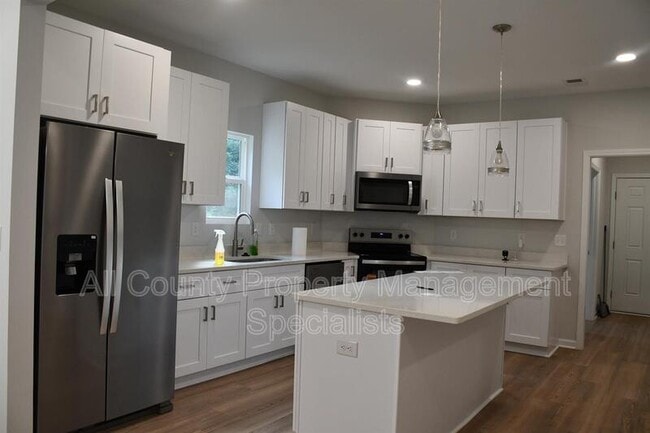 Photo - 5111 Spalding Ave