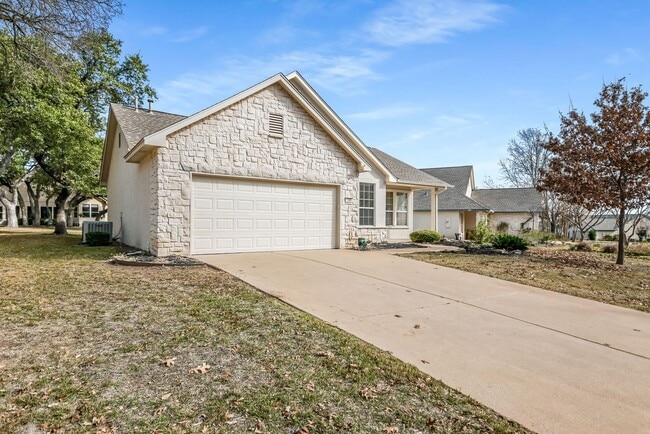 Photo - 106 Sunflower St