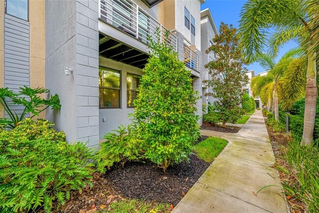 Photo - 1171 25th Ln N