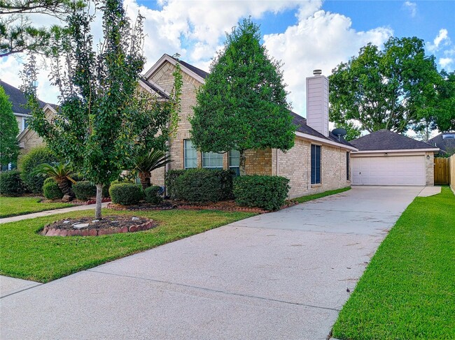 Photo - 1512 Pine Ridge Ln