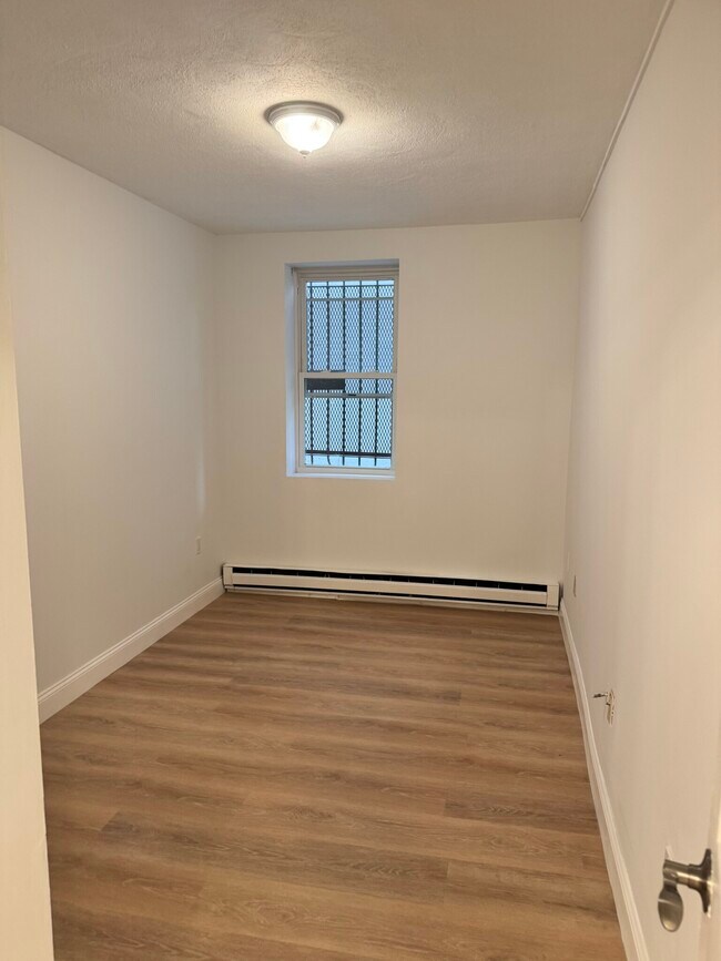 Photo - 111 Norway St Unit B3