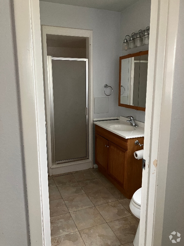 Building Photo - 6701 Adirondack Trail Rental