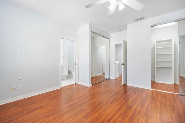 Photo - 329 Legare Ct