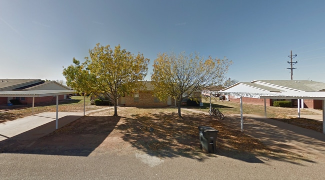 Photo - 414 SE Railroad St