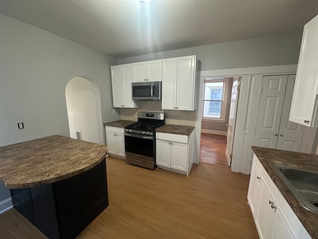 Photo - 218 Hough Ave Unit 218