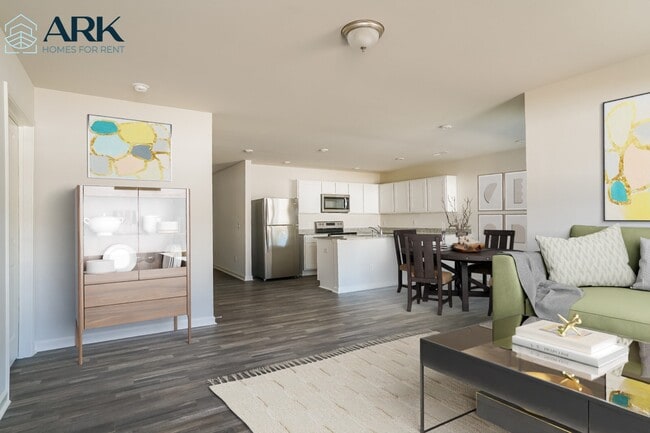 Photo - 2575 Provence Dr SE