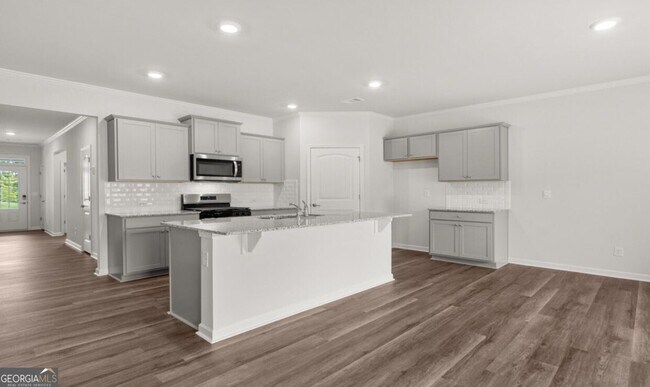 Photo - 110 Babcock Dr NE