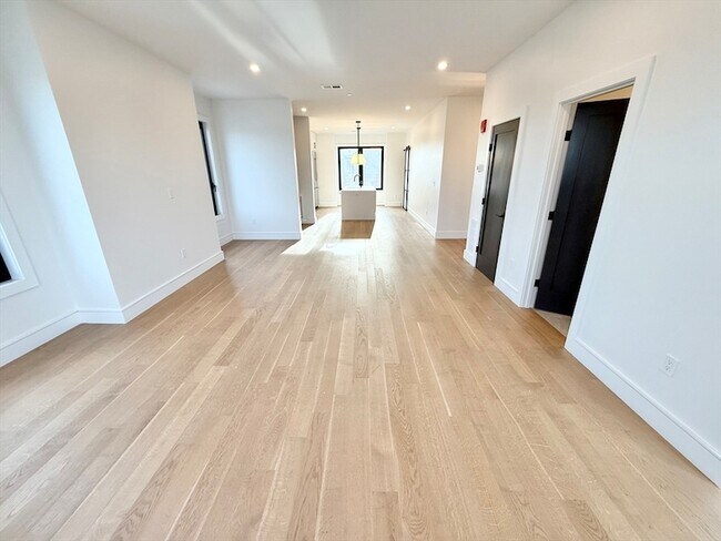 Photo - 238 Webster St Unidad 6