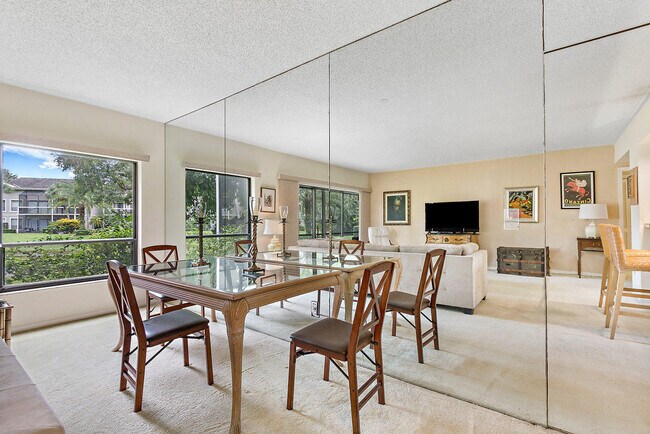 Photo - 11863 Wimbledon Cir Unit 426