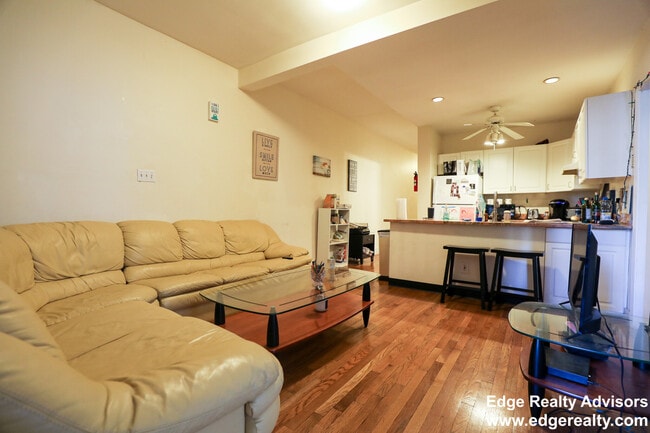 Photo - 74 Egmont St