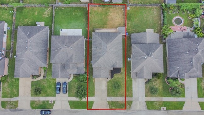 3210 Aldridge Dr