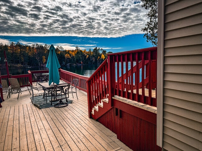 Photo - 440 S Peninsula Ln