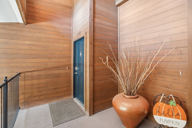 Photo - 300 San Gabriel Village Blvd