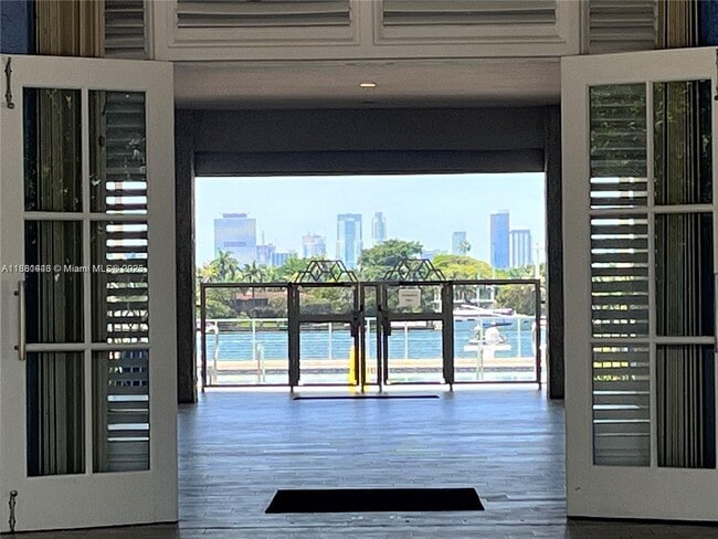 Photo - 800 West Ave Unidad 832