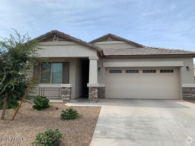 Building Photo - 41342 W Jenna Ln Rental