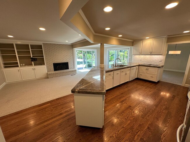 Photo - 5 Bed 3 Bath In Alamo W/ Pool