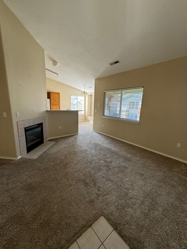 Photo - 2 Bedroom 2 Bathroom Condo! NORTHEAST Unidad 203
