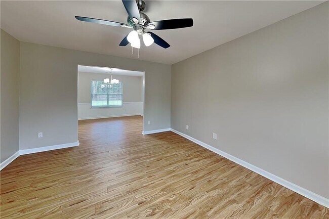 Photo - 7005 Greenfield Ln