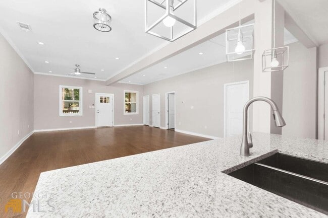 Photo - 1536 Montreat Ave SW