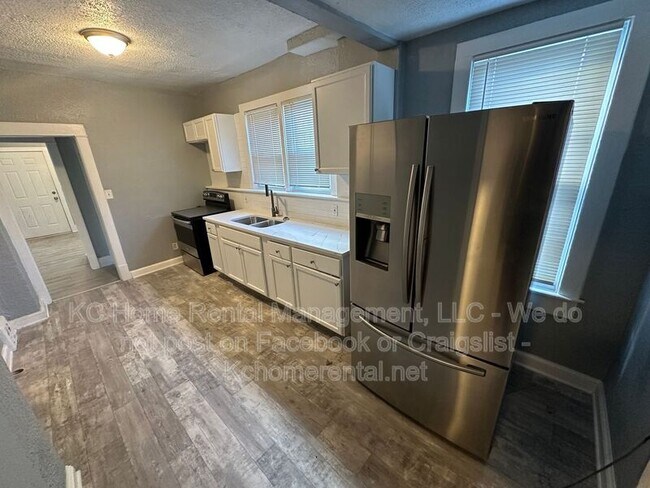 Photo - 2002 E 35th St