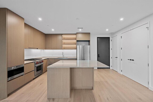 Photo - 610 Davis St Unit 4002