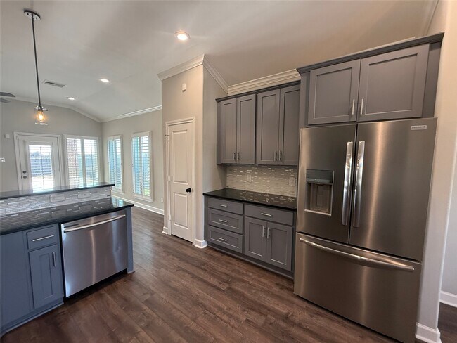 Photo - 9206 Anna St