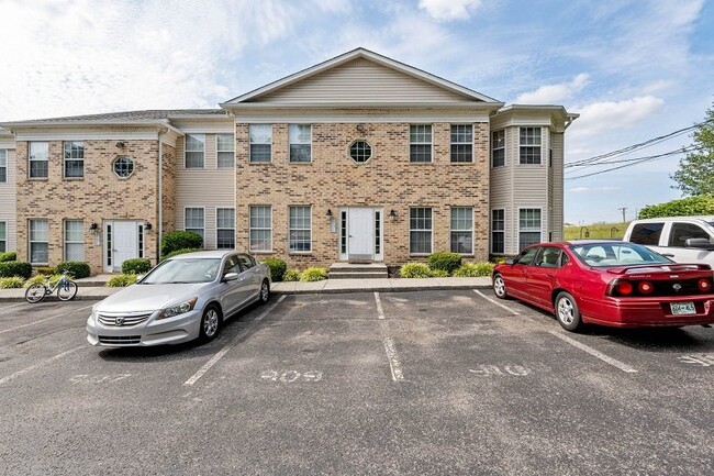 Building Photo - COMING SOON.... FULLY FURNISHED, MONTHLY L... Rental