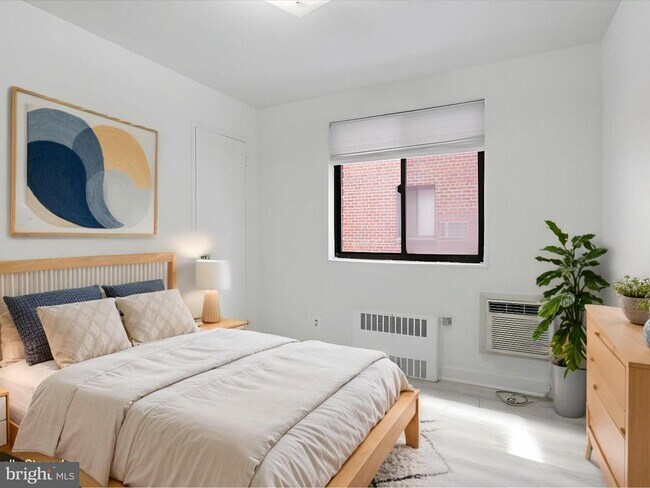Photo - 1581 N Colonial Terrace Unit 201-X
