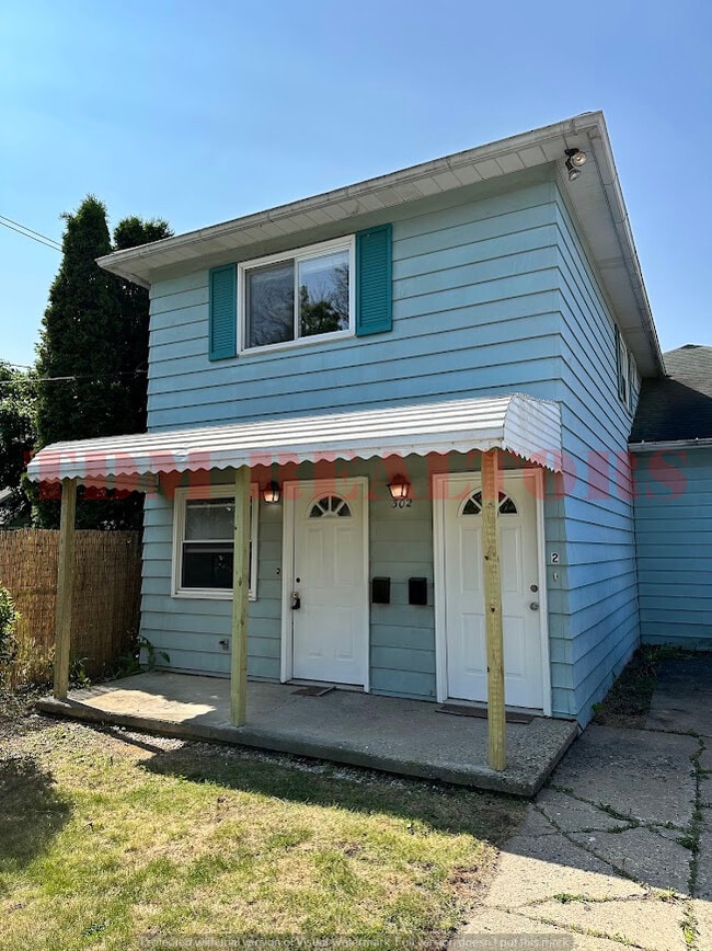 Photo - 302 E Clinton St Unit 302 E Clinton