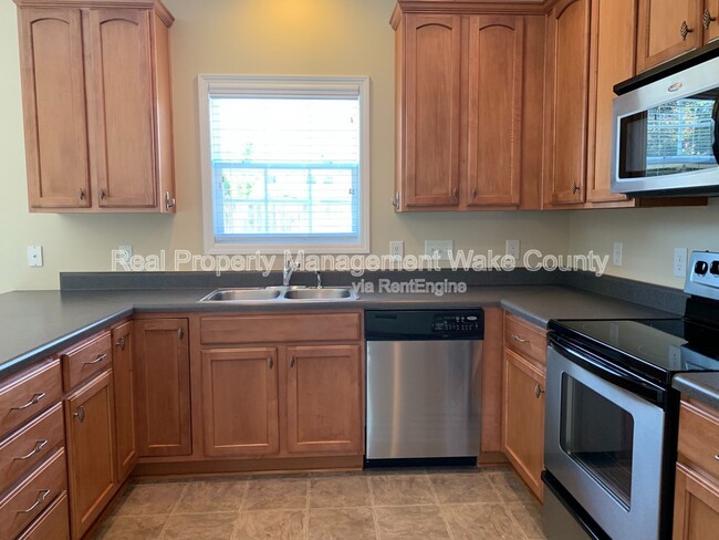 Photo - 112 Cobblebrook Ct