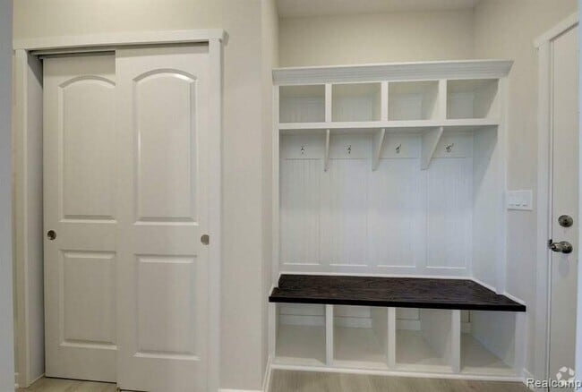 Building Photo - 2050 Steelwood Dr Rental