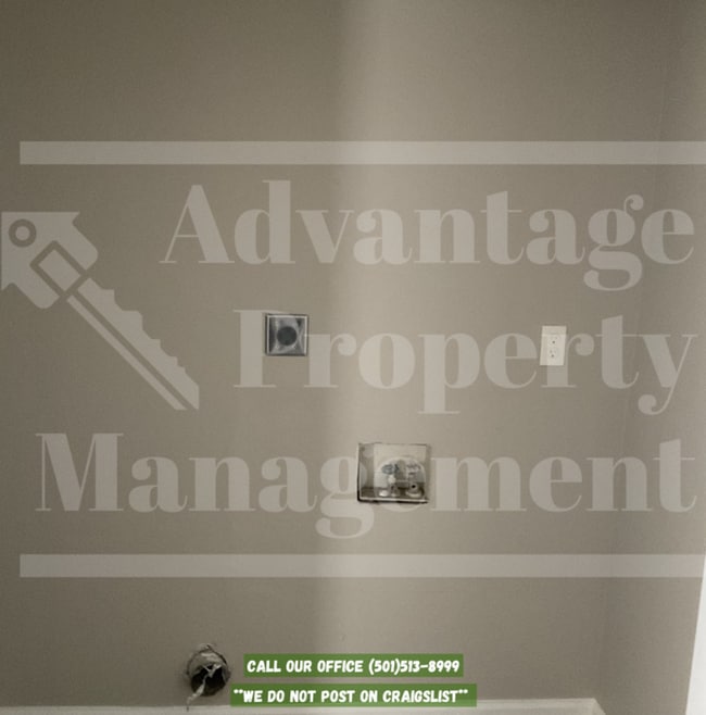 Photo - 1955 Keathley Dr