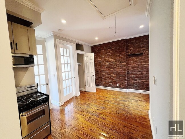 Photo - East 35th Street Unit 35